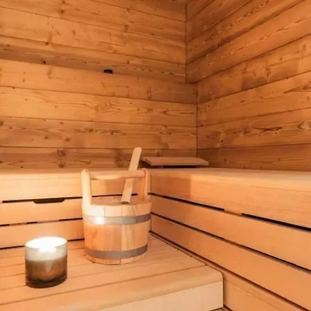 6br Bright And Spacious Chalet With Sauna *